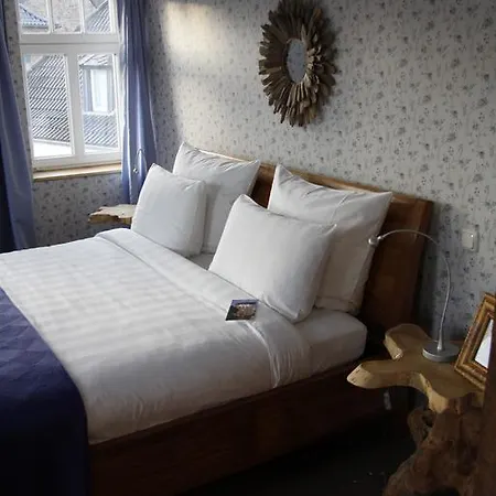 Hotel Zur Ewigen Lampe Romantisches & Restaurant Nideggen