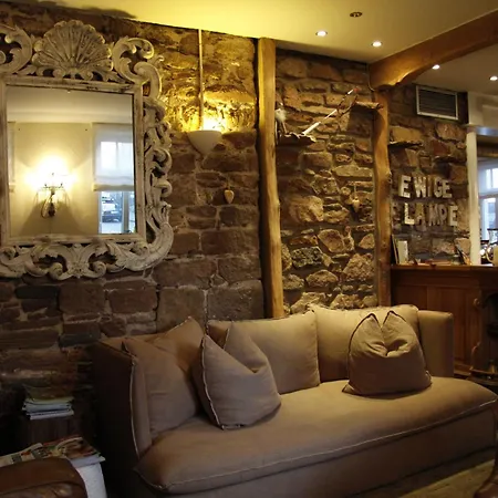 Zur Ewigen Lampe Romantisches & Restaurant Hotel 3*