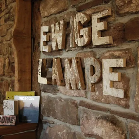 Zur Ewigen Lampe Romantisches & Restaurant Hotel Nideggen