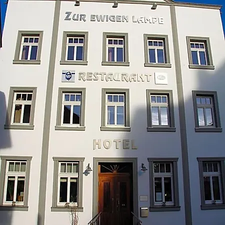 Zur Ewigen Lampe Romantisches & Restaurant 3*