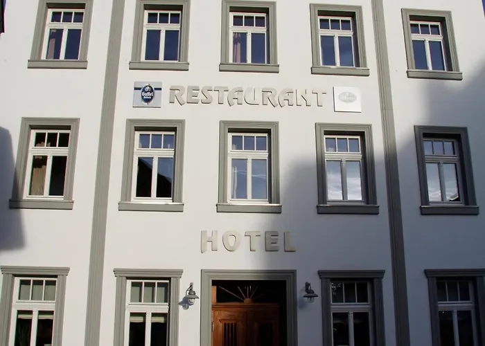 Zur Ewigen Lampe Romantisches & Restaurant Hotel 3*